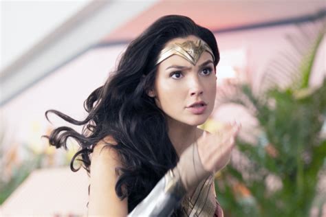 gal gadot fake|Gal Gadot Wonder Woman Cameo in Shazam 2 Not a Deepfake。